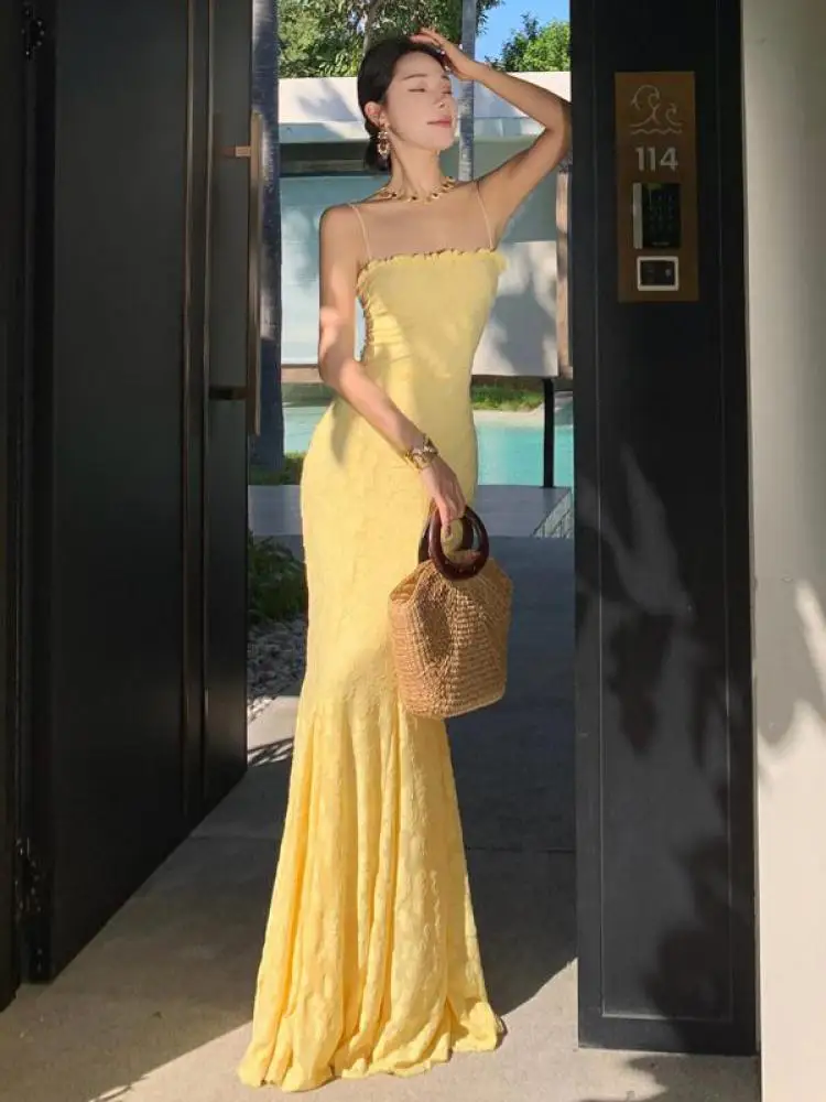 

Summer Vintage Yellow Elegant Sexy Backless Fishtail Slip Long Dresses For Women Sleeveless Festival Party Evening Dress Fashion