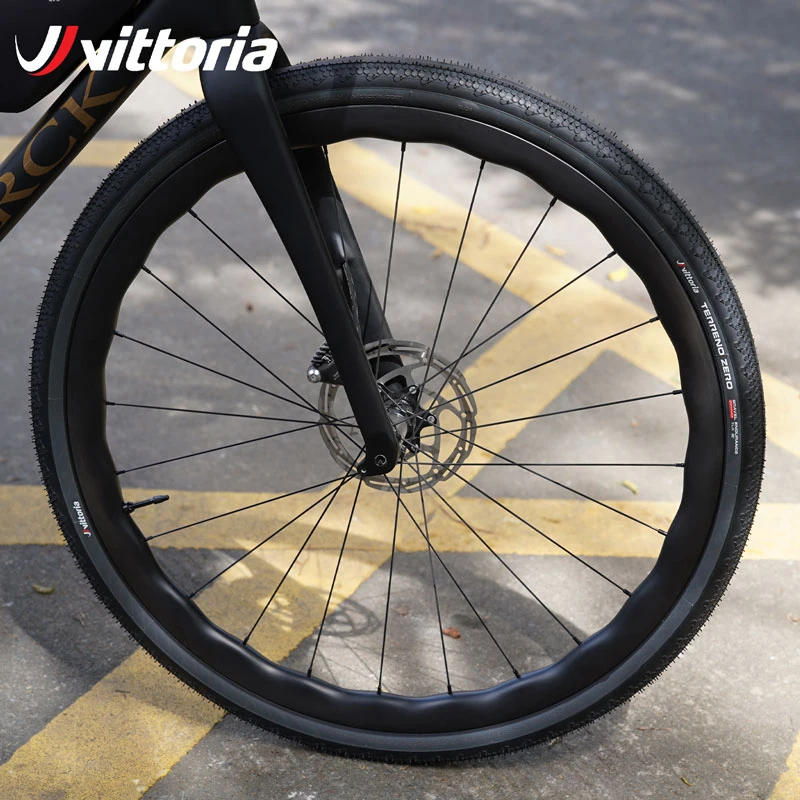 

Vittoria 700x37C/40C Бескамерная готовая жесткая посылка Гравийная дорожная велосипедная шина Terreno с нулевым гравия Формуляция выносливости Графеновая шина ﻿