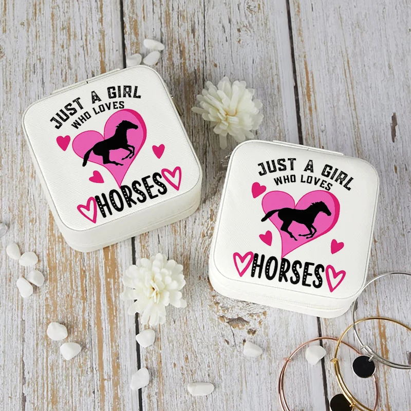 1pc Horse. Just a girl who loves horses Portable Jewelry Storage Box, Simple Jewelry Organizer Box,Gifts Box For Women