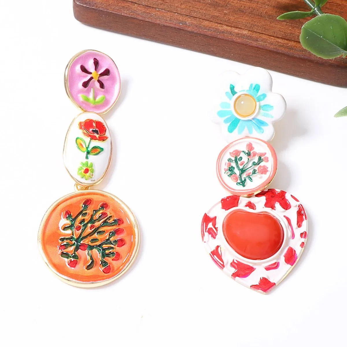ZA pastoral retro geometric contrasting color disc splicing long earrings, summer outing atmosphere, versatile earrings