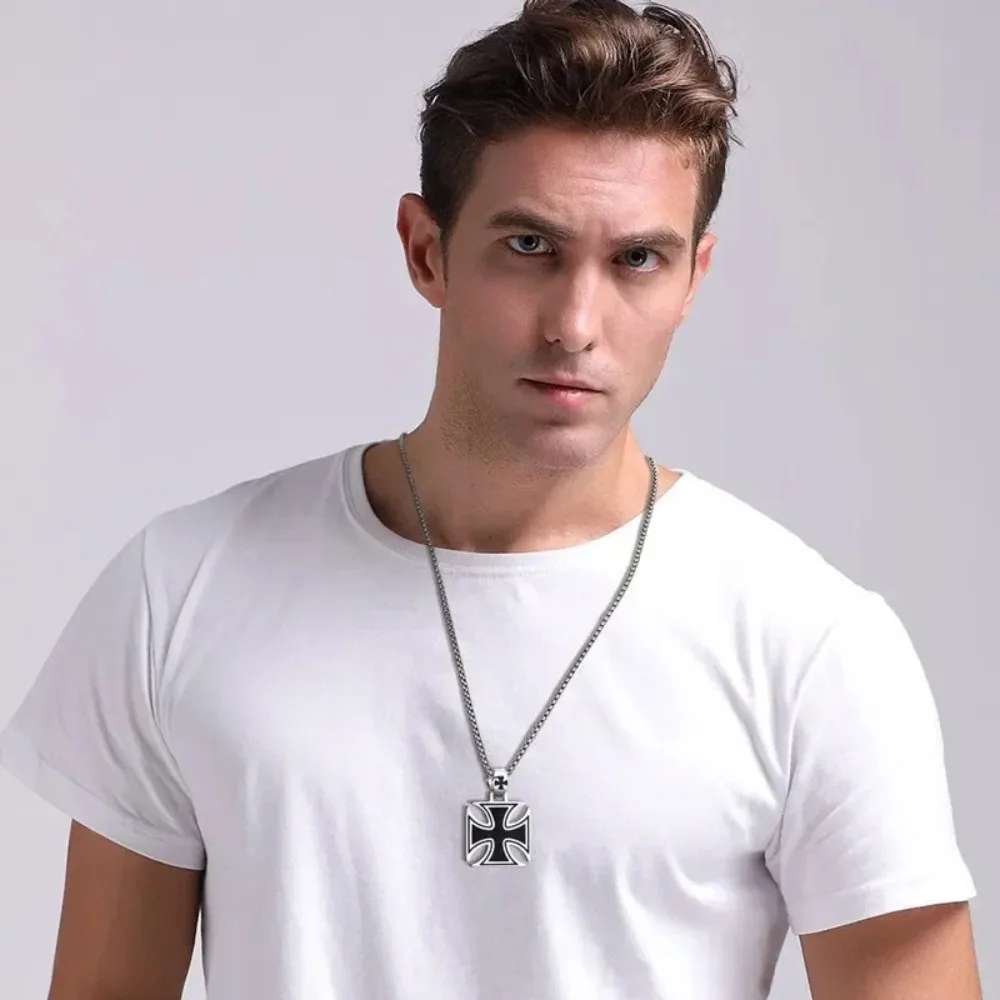 Fashion Cross Men\'s Necklace Vintage Knights Templar Iron Pendant  Biker Maltese Male Jewelry 24Inch Chain Link