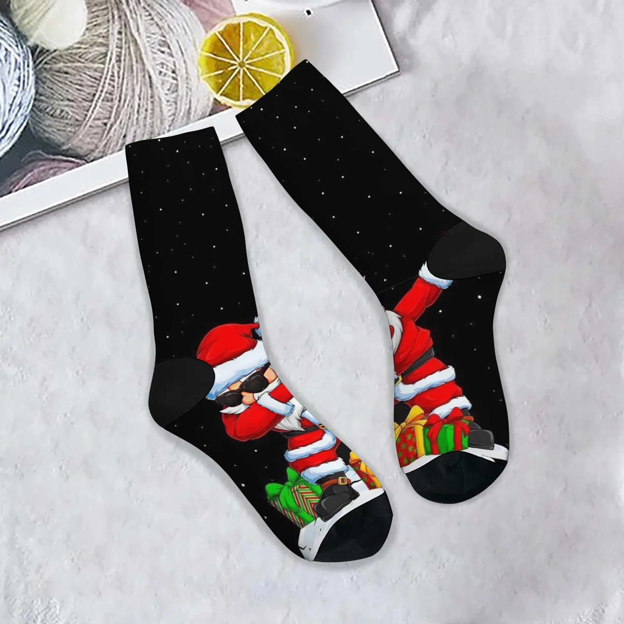 

Мужские ультра крутые милые носки с героями мультфильмов, мягкие, приятные для кожи, удобные носки с принтом Санта-Клауса для праздничных тематических мероприятий