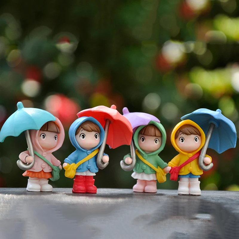 4PCS Cute Umbrella Couple Car Interior Decoration Action Figures Auto Rearview Mirror Dashboard Ornaments for Car Accessories