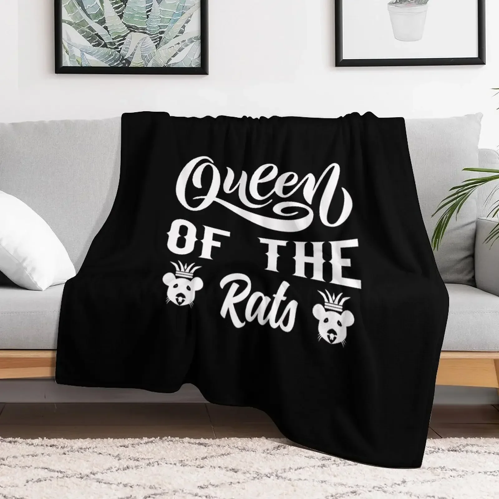 

QUEEN OF THE RATS Gifts Pet rat owner and rat lover Throw Blanket Flannel Blankets For Bed Warm Decorative Throw Blankets