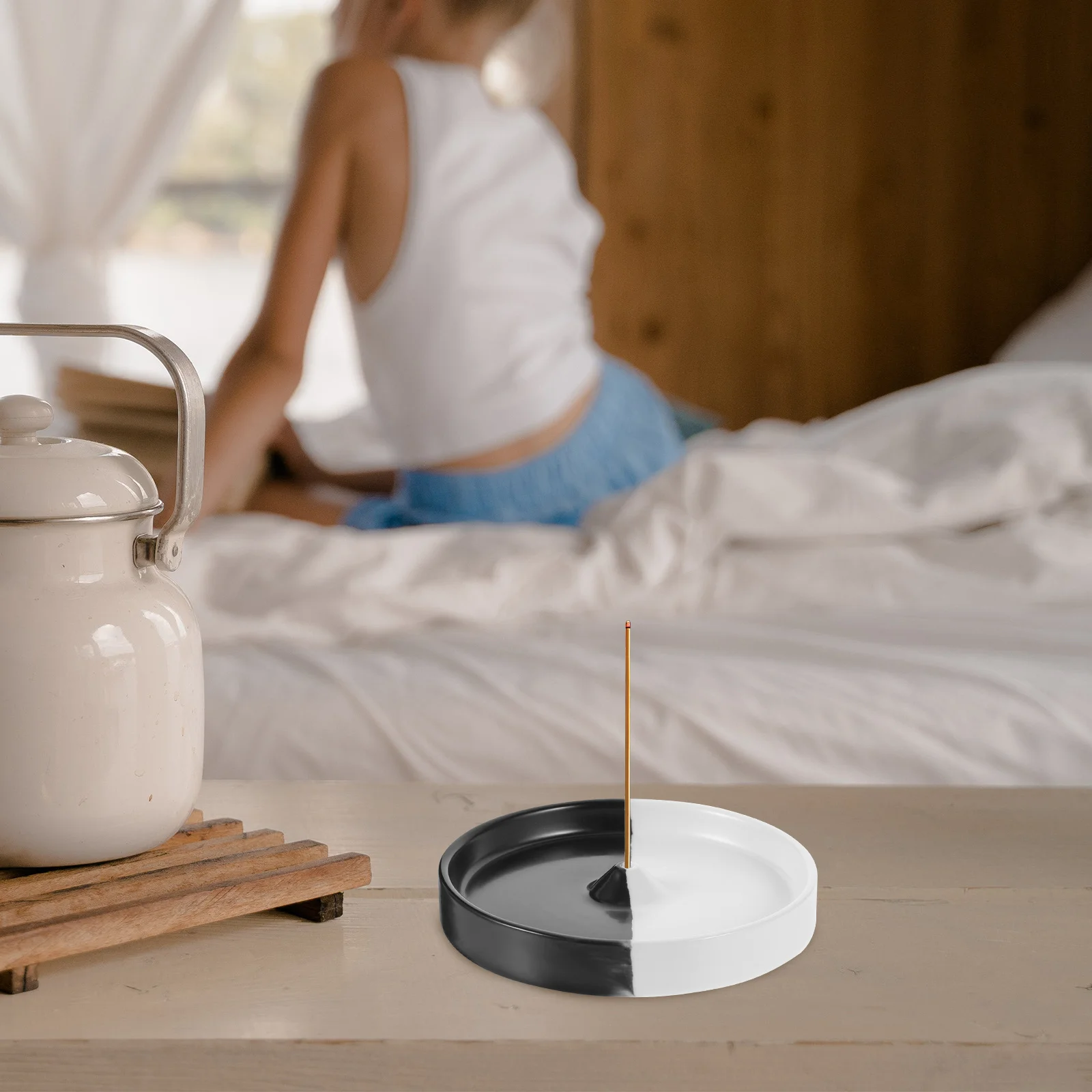 

Ceramic Incense Stick Burner Tray Smooth Finish Flat Bottom Non Scratch for Living Room Hotel Restaurant Meditation Relaxation