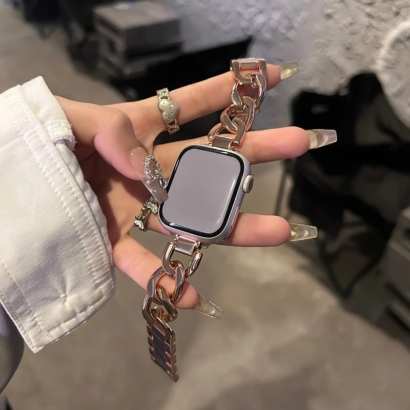 Women Chain Strap For Apple Watch Band 41mm 45 49 40 44 38 46 42mm Metal Bracelet iWatch Series 12 11 10 9 8 7 SE 6 5 4 Ultra 2