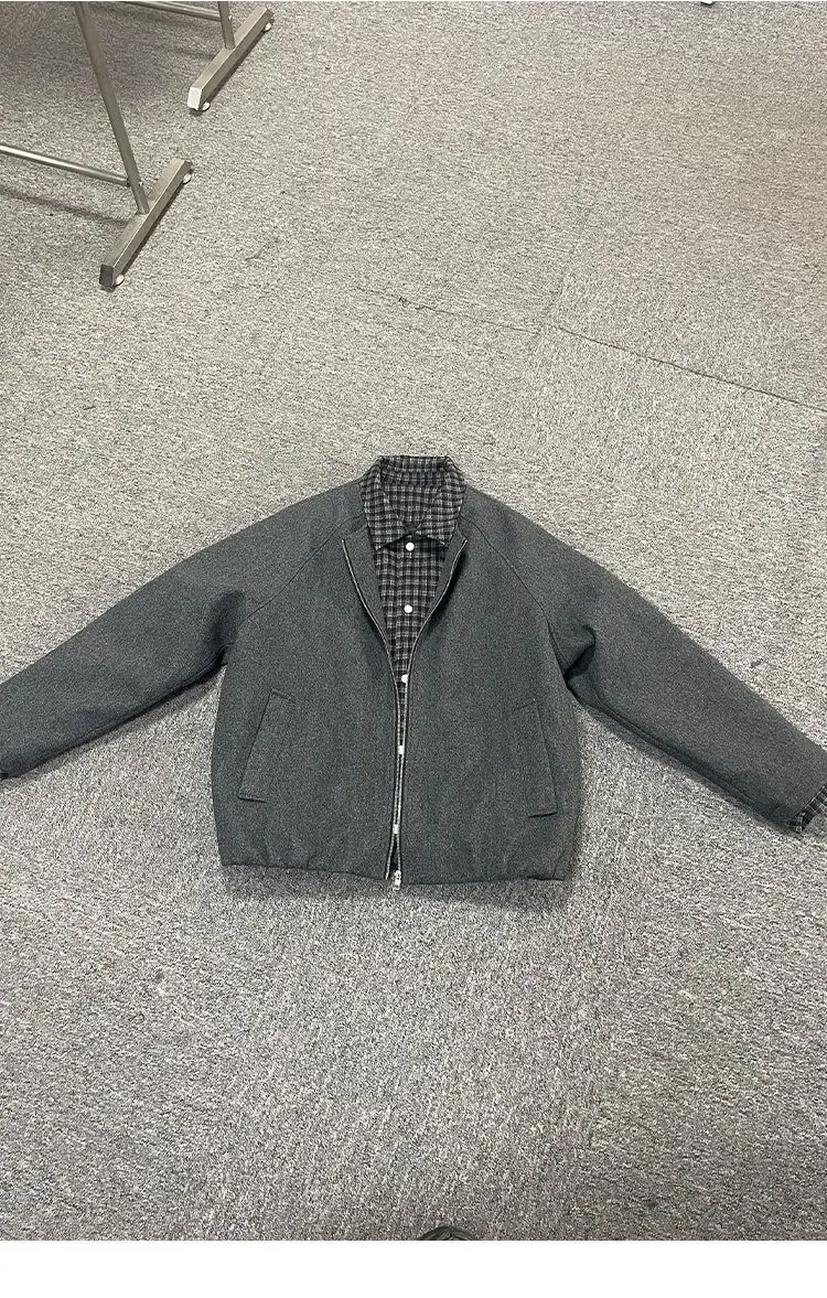 

Мужская коричневая куртка из шерстяной смеси с пуговицами и декоративной отделкой