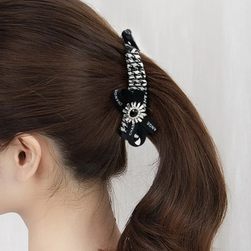 Korean Fashion New Hair Clips with Houndstooth Grids for Women Vintage Banana Hairclips and Small Bows Mixed Accessories Cheveux