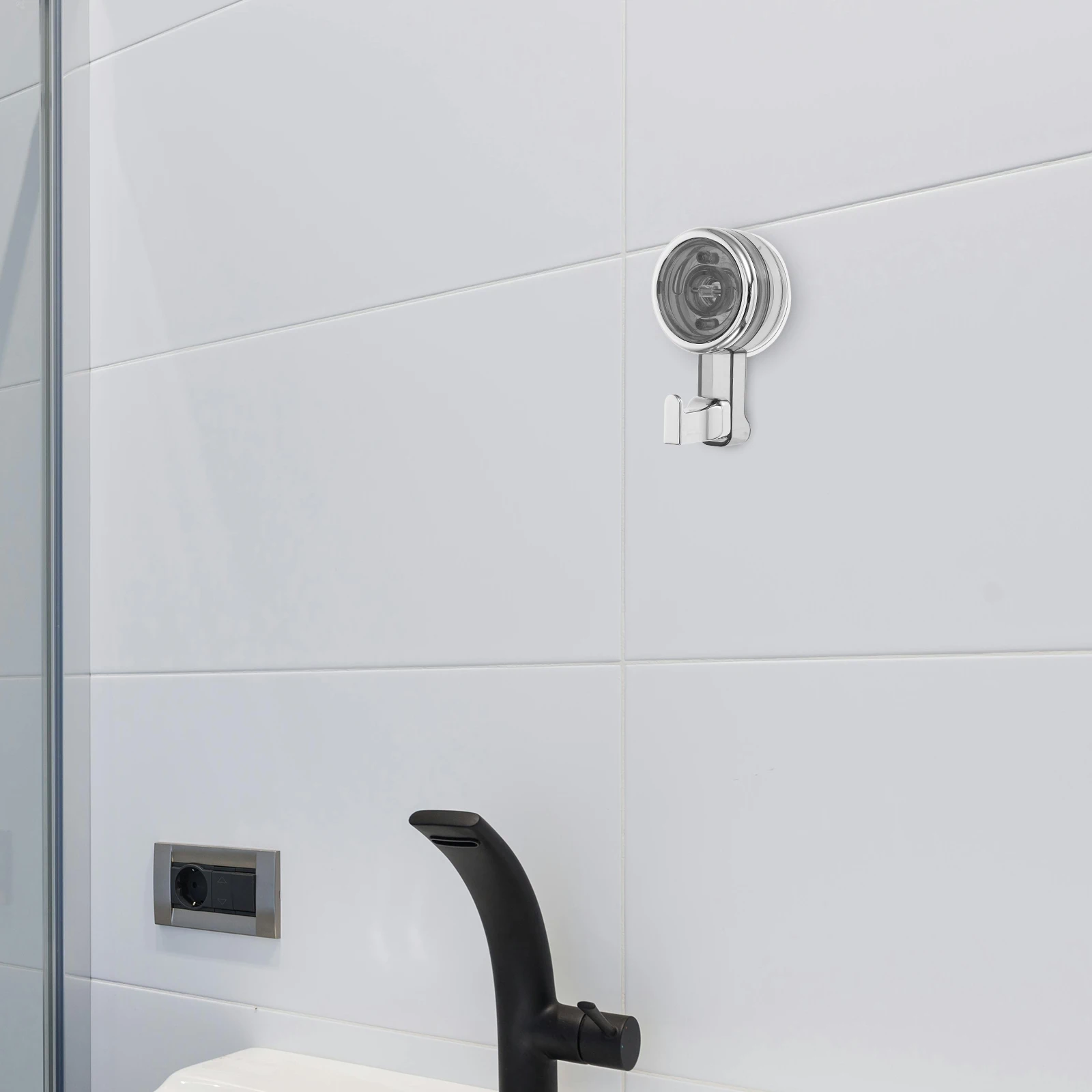 

Strong Suction Cup Plastic Hooks No-Drill Wall-Mounted Removable Shower Tile Hooks for Bathroom Kitchen Glass Walls