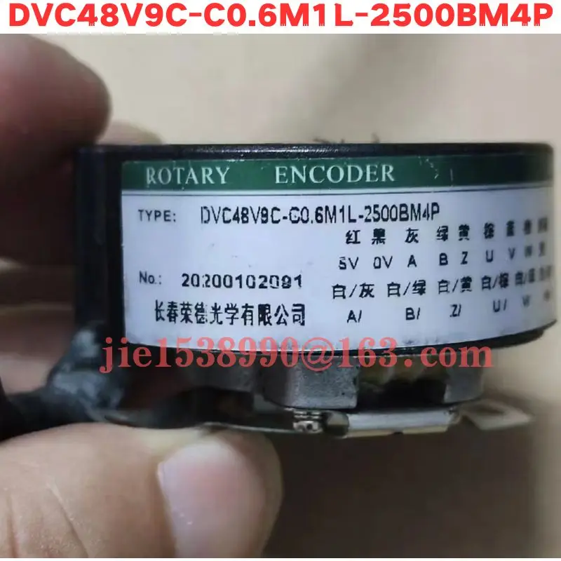 

Used Encoder DVC48V9C-C0.6M1L-2500BM4P Normal Function Tested OK