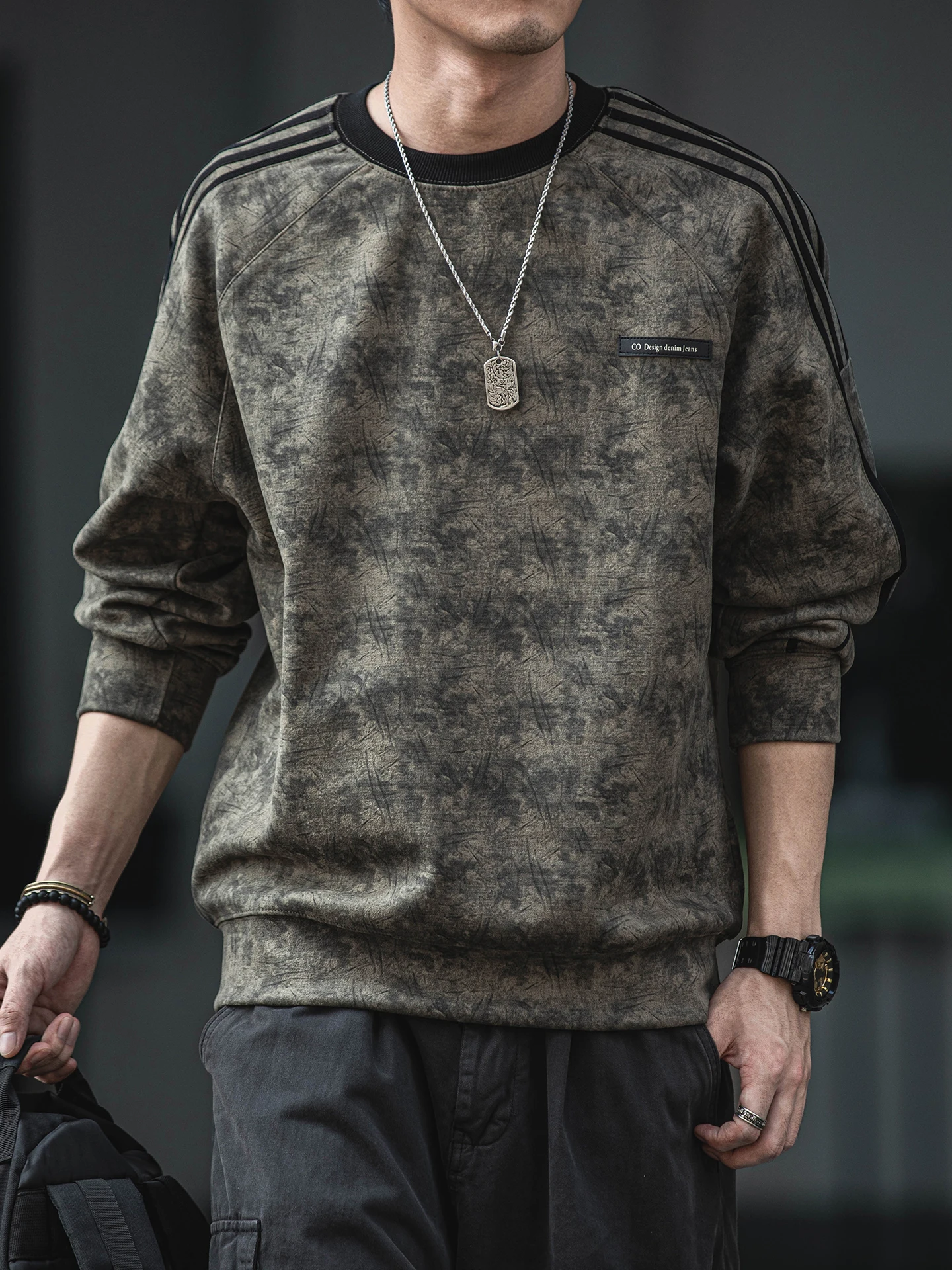 Mens American Suede Striped Sweatshirt Autumn Round Neck Pullover Plus Size Casual Sport Korean Streetwear Trendy Tops Male