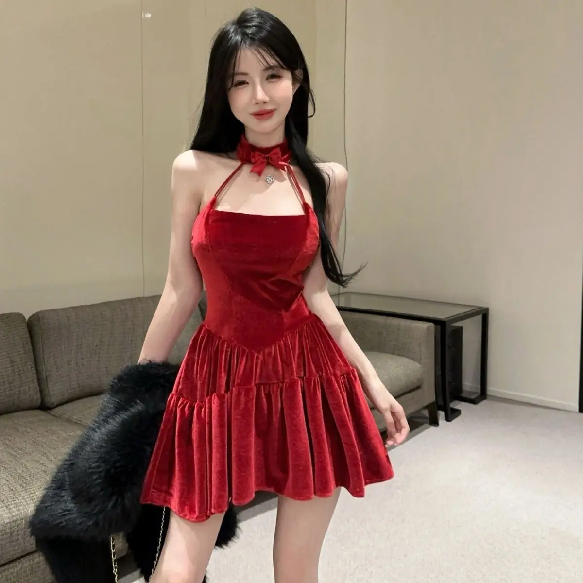 

Halterneck Tube Top Velvet Suspender Dress Autumn Winter New Temperament Christmas High-End A-Line Design Short Skirt