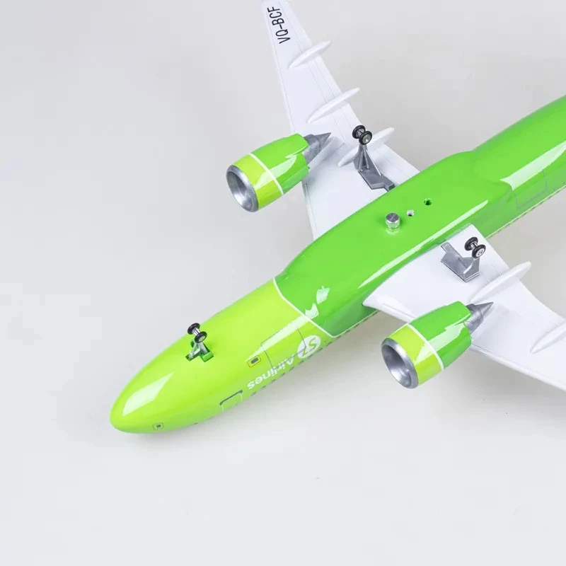 Imagem -06 - Airbus A320 Neo Airlines Modelo com Grupo de Pouso e Luzes Resina Fundida 320 Aviões 47 cm A320 1:80