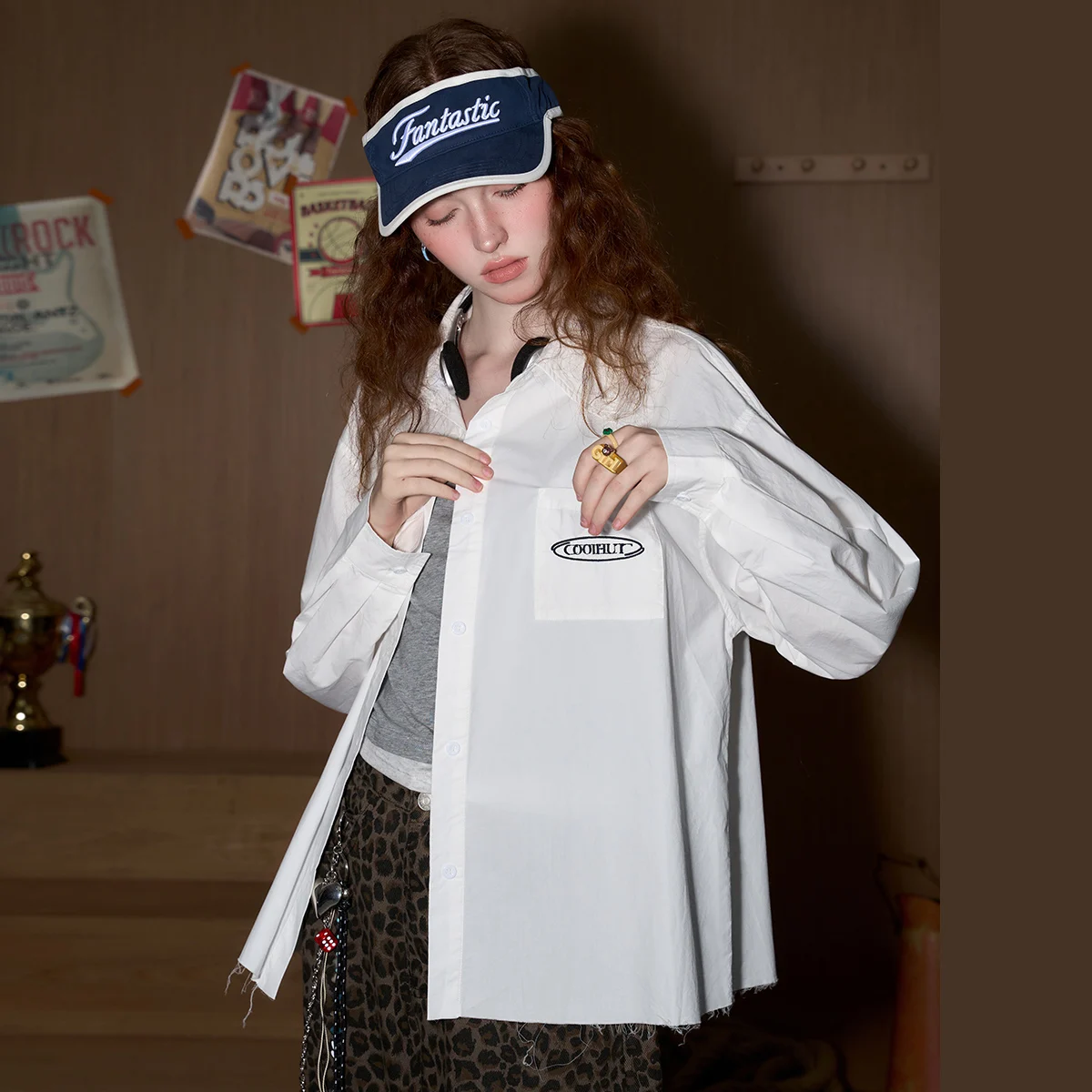 2025 Autunno Donna 100% cotone Camicia oversize con orlo a fessura Camicetta rilassata Boyfriend Fit Traspirante Manica lunga Bianco Casual Top