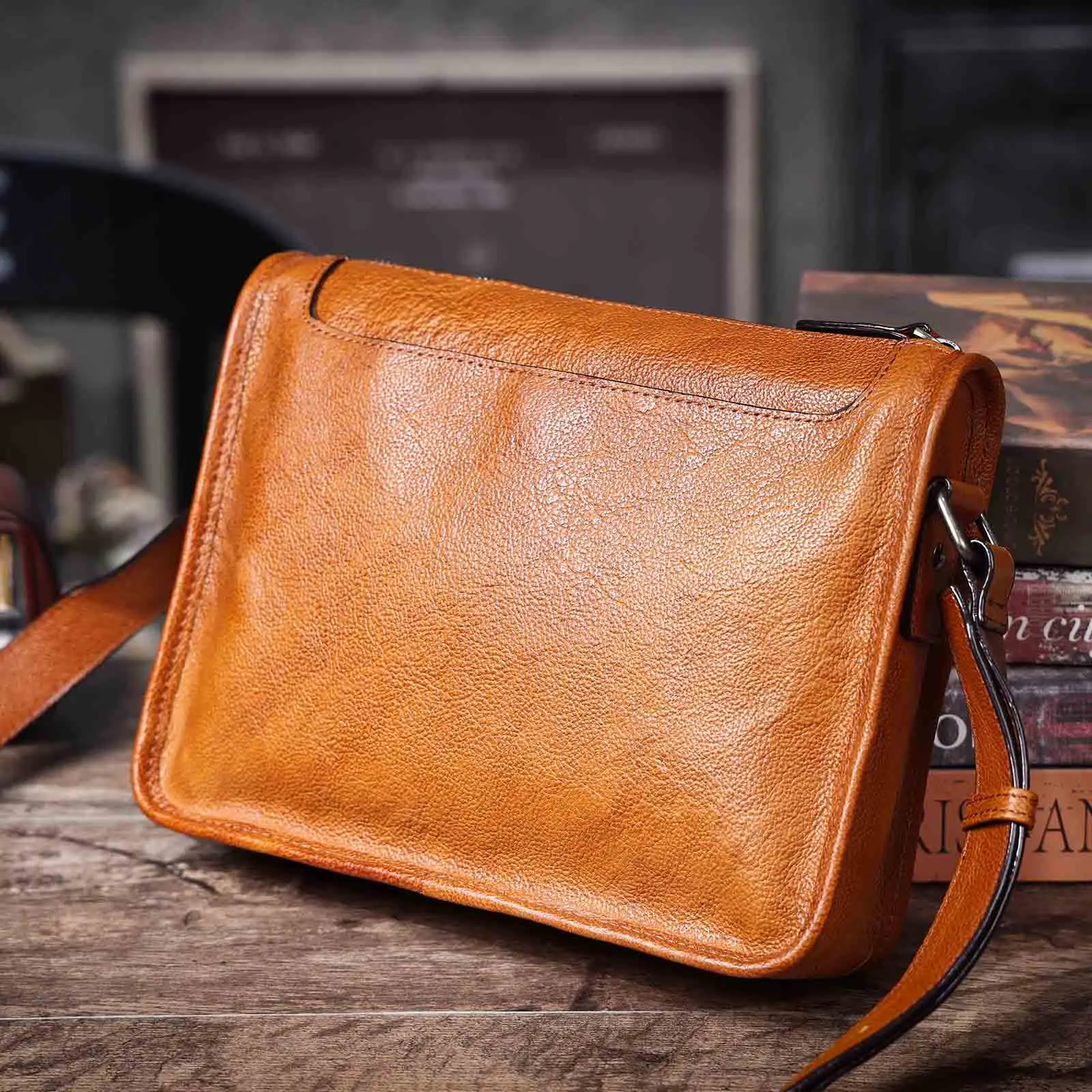 Echte Leder-Umhängetasche für Herren, Unisex, einfache Rindsledertasche, oberste Schicht pflanzlich gegerbtes Leder, modisch und lässig – Detail 27