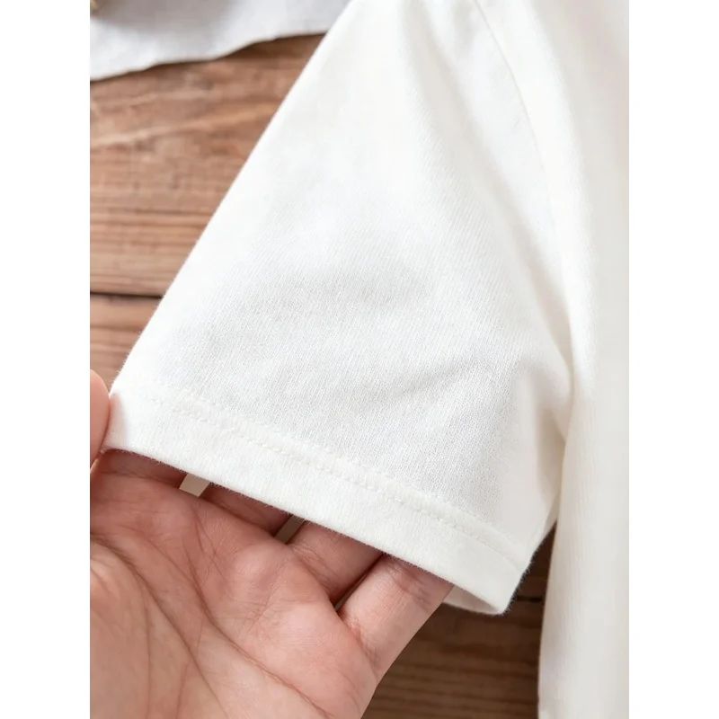 Beautiful Flower Print, Available In Three Colors. 100% Pure Cotton Round-Neck Short-Sleeved T-Shirt. Women'S T-Shirt Top