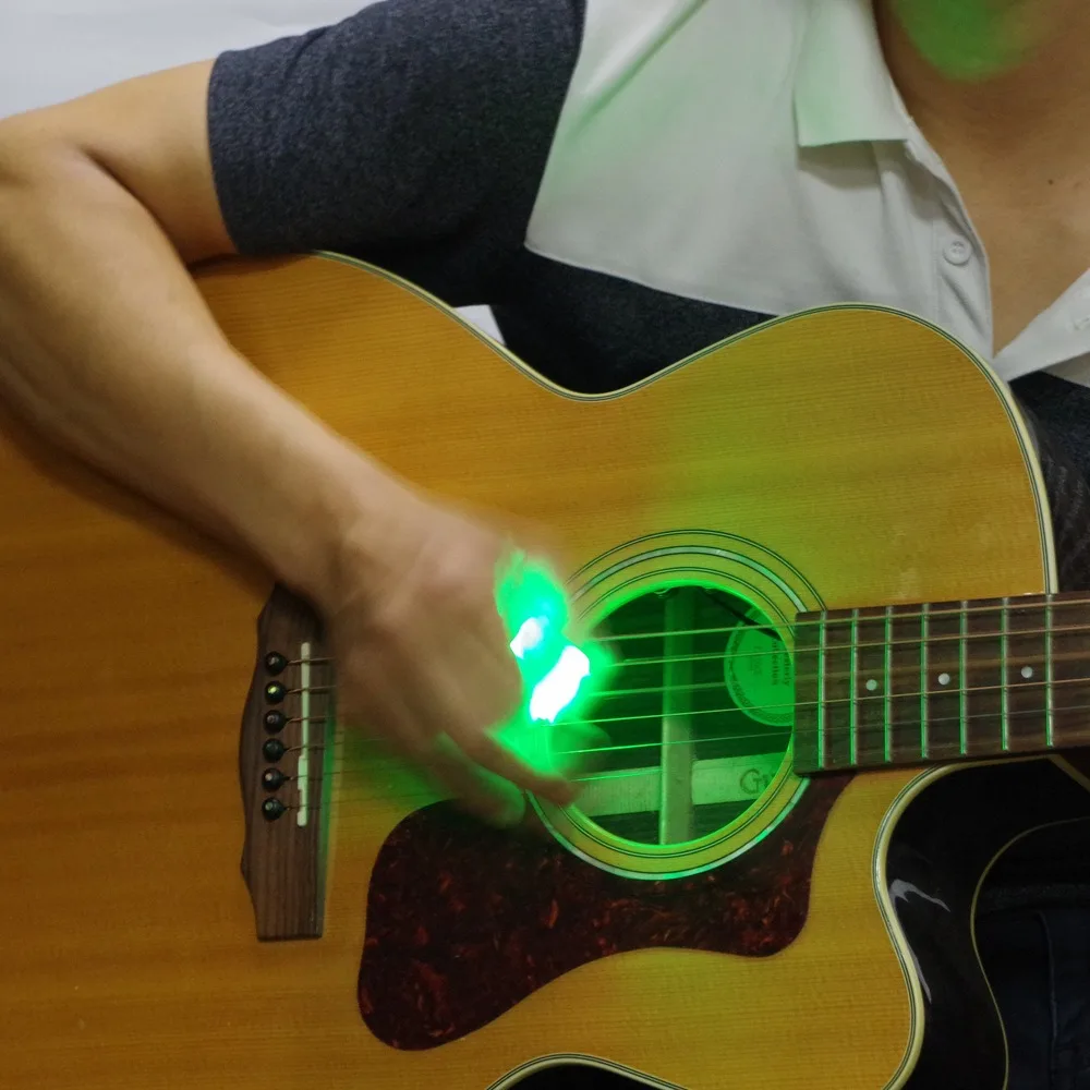 High-Sensitivity Luminous Pick Guitar Touch Automatic Lighting Guitar LED Pick Colored Light Shining Guitar Glowing Plectrum