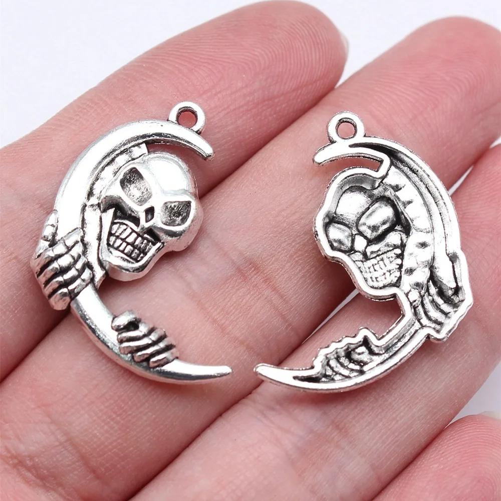 Engraved Crescent Moon Star Charm Pendant Alloy Celestial Mystical For DIY Bracelet Necklace Jewelry Making Supplies view 2