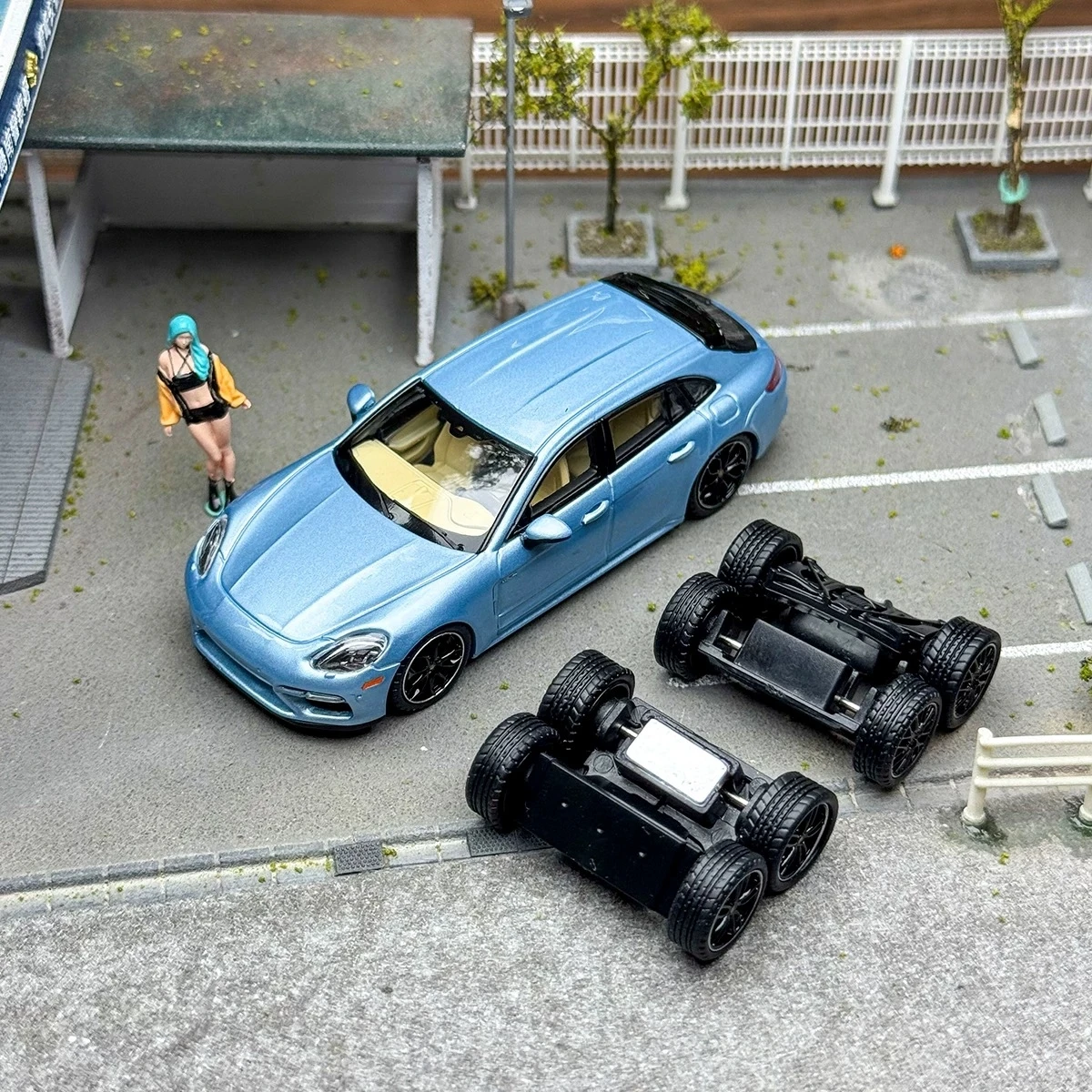 รถยนต์โมเดลหล่อโลหะ Liberty 1:64 Panamera Turbo Turismo Turbo S