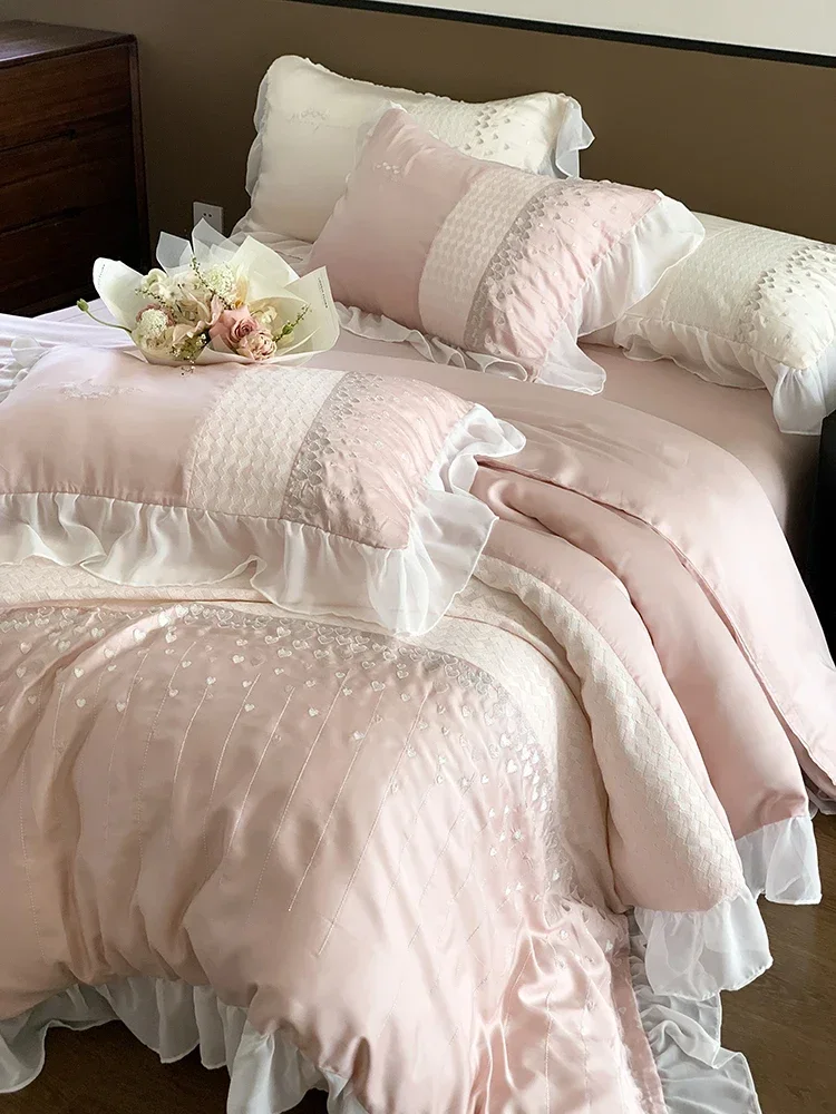 French princess style 80 Lenzing Tencel four-piece set ice silk love embroidery quilt cover silky slippery nude bed