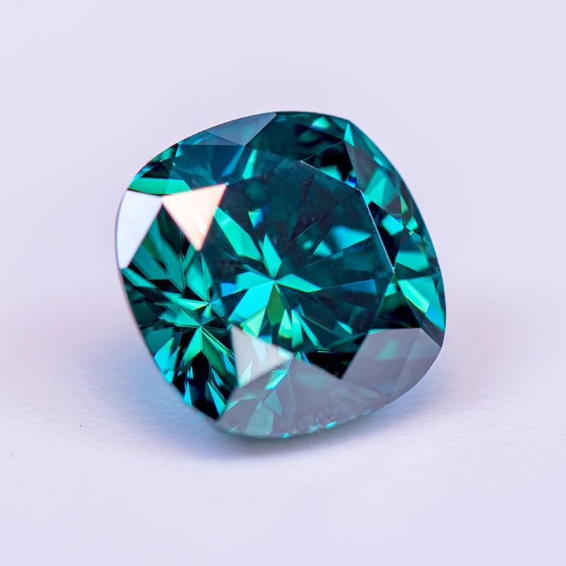 Moissanite Natural Colour Emerald Green Cushion Cut VVS1 with GRA Certificate for Gemstone Charms Top Jewelry Making Materials