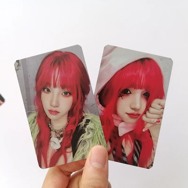 Song Yuqi 1er Mini álbum "YUQI1" misma tarjeta postal pequeña de colección de fanáticos