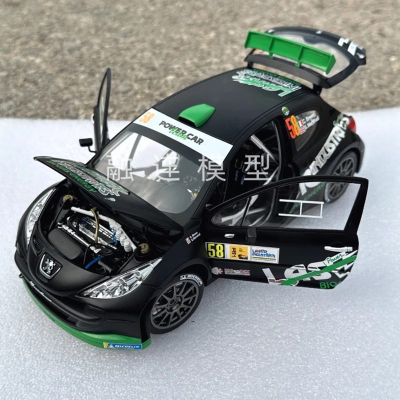 

SunStar 1:18 Scale 207 S200058# Alloy Simulation Car Model Static Collection Decorated Holiday Gifts Toys Souvenir Gift