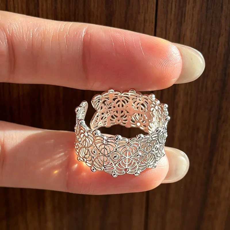 GANPUP Eleganter Süßer Spitzenblumen-Ring, Verstellbar, Offener Ring für Damen, Modischer Neuer Fingerring, Schmuck, Valentinstagsgeschenk, Party-Accessoire – Detail 4