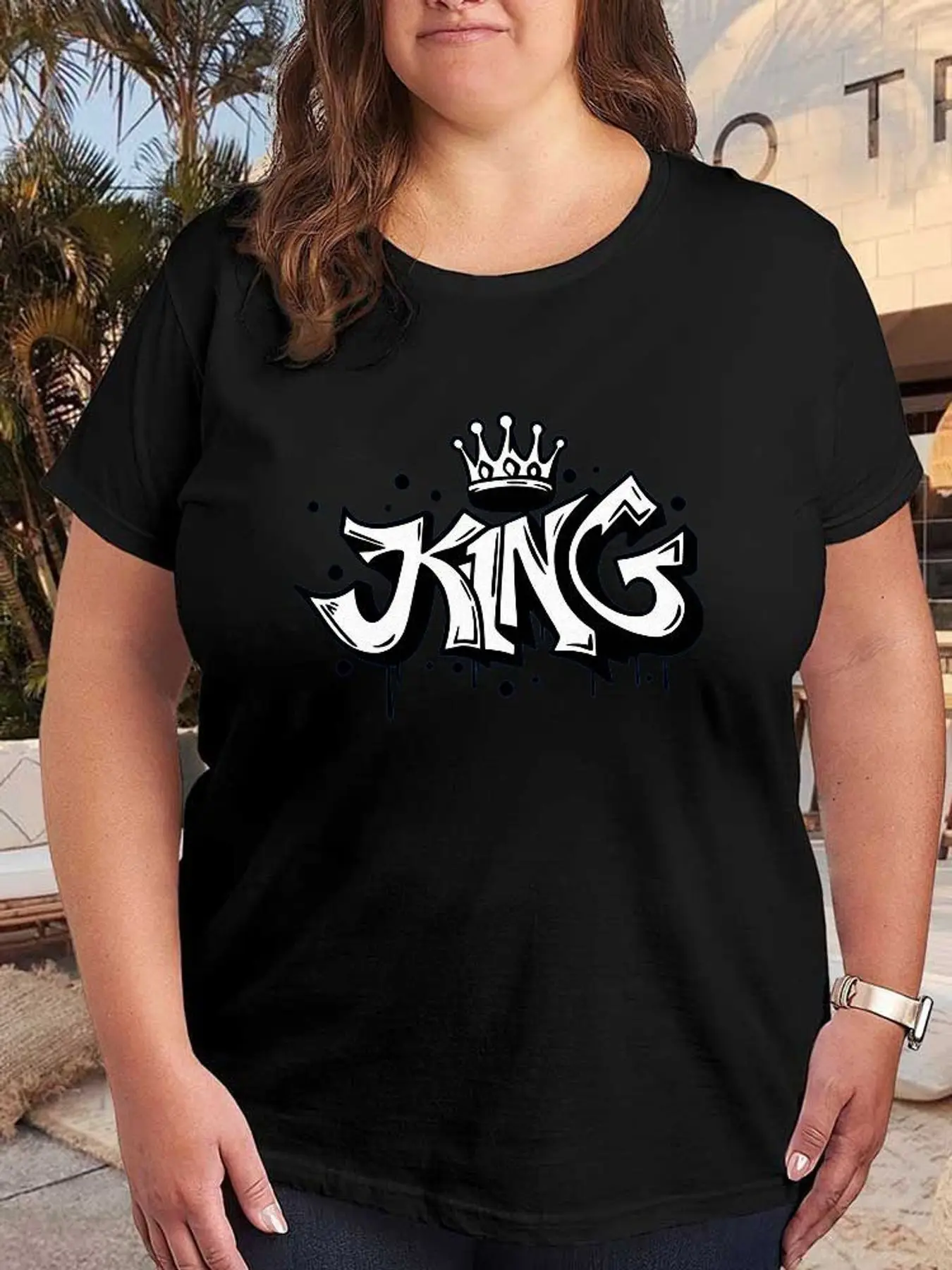 King Crown Graffiti Graphic T Shirt Women Fashion Stretchy Plus Size Tops Short Sleeve Summer Casual Loose Streetwear Tee Clothes