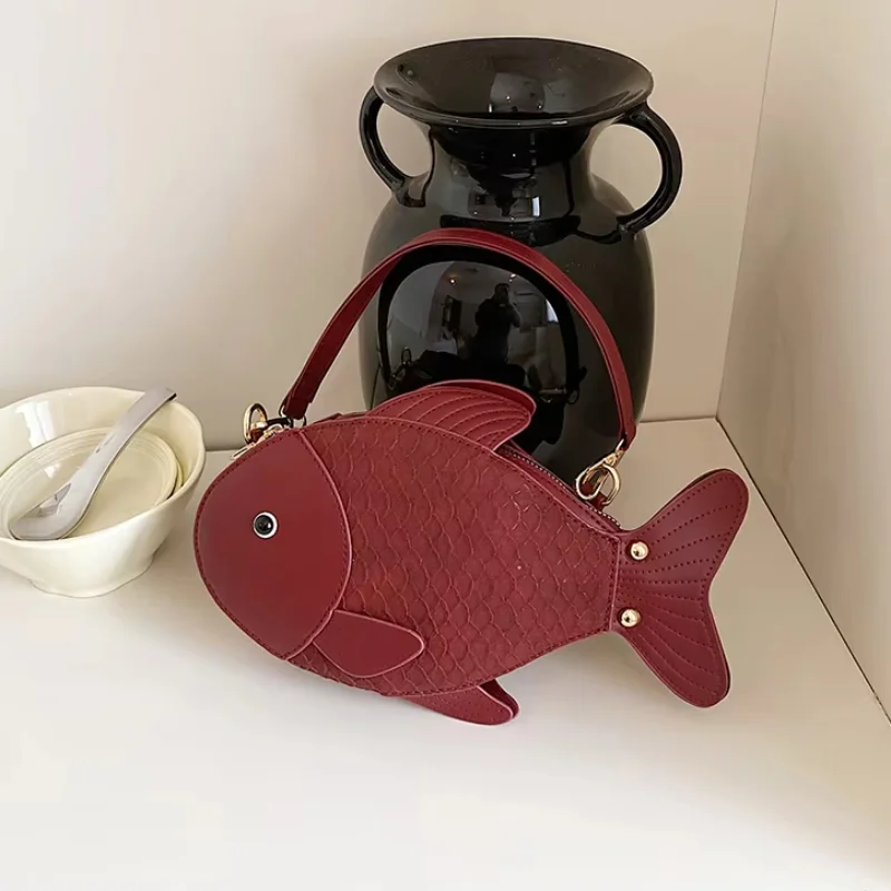 Koi-Fisch-förmige Umhängetasche, Damen-Sling-Bag, Kreative PU-Handtasche, Niedliches Einzigartiges Design für den täglichen Arbeitsweg, Münzbörse – Detail 15