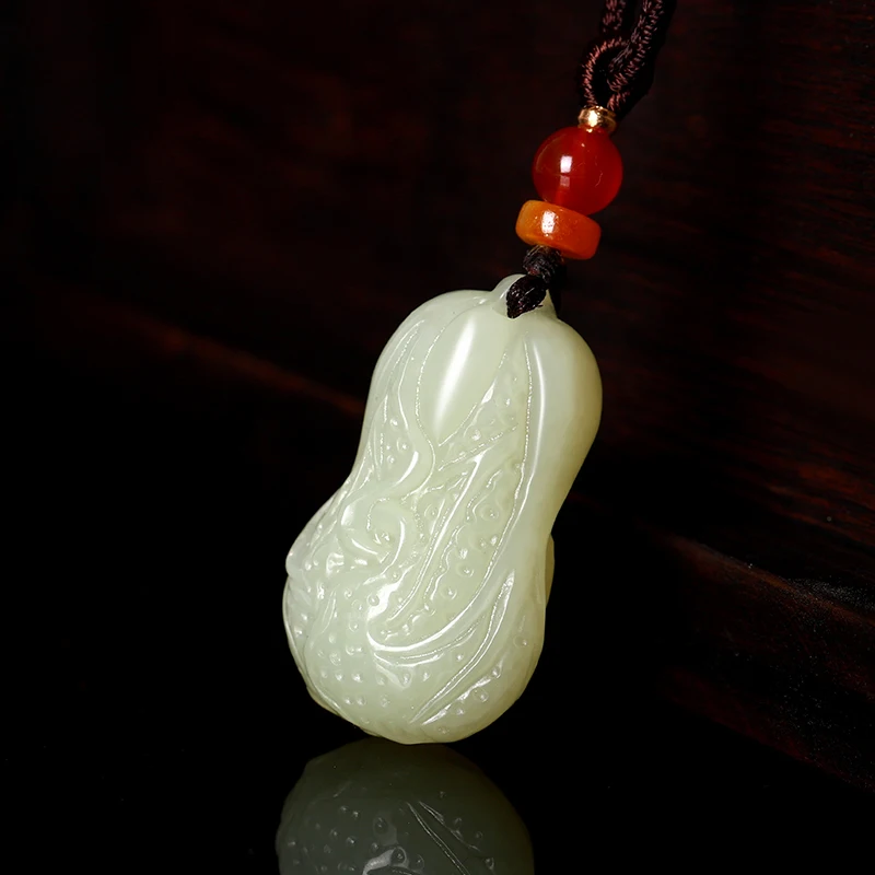 

Hetian jade cabbage jade pendant, genuine , blue and white , Yubai Cai men's and women's