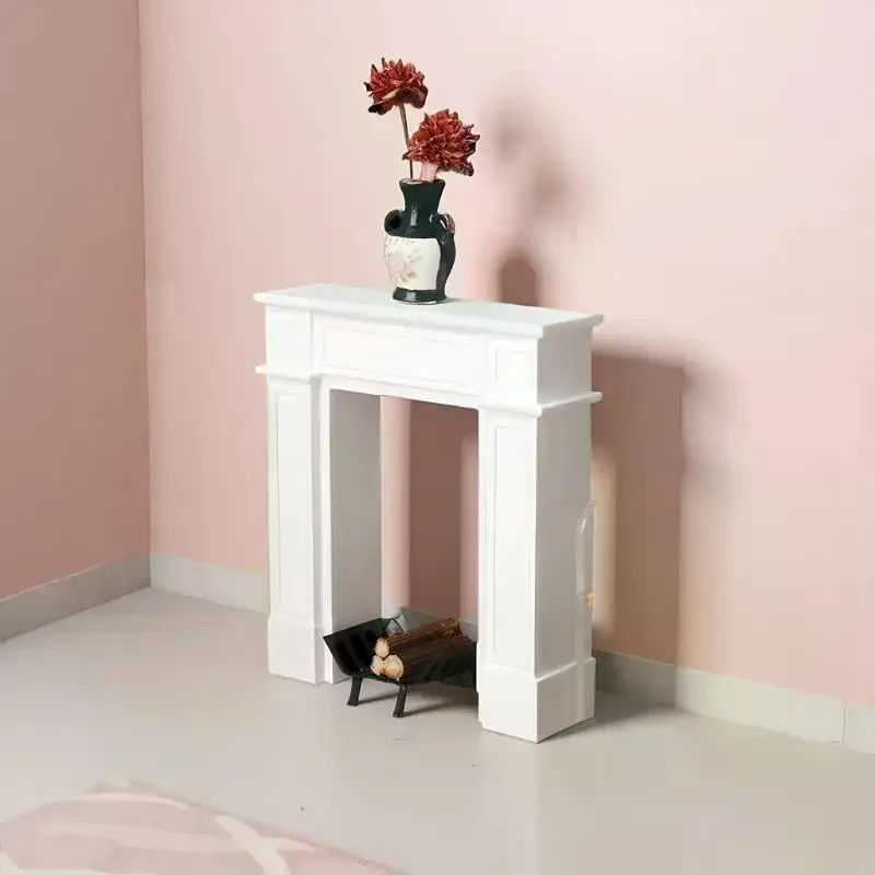 1 szt. Miniaturowe szafki do domku dla lalek w stylu europejskim; Amerykańskie meble w stylu vintage z kominkiem do przechowywania i dekoracji