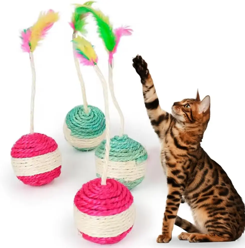 

2pcs Interactive Cat Toys with 6.5cm Diameter Feathers Sisal Balls - Fun Scratching and Movement Game Ideal for Indoor Use