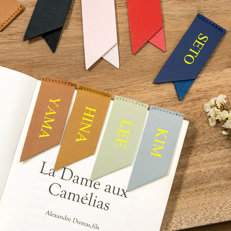 Marcapáginas de cuero con iniciales personalizadas, marcador de Página de Libro lindo, papelería escolar para estudiantes, logotipo de enganche, recuerdo de actividad, regalo de graduación