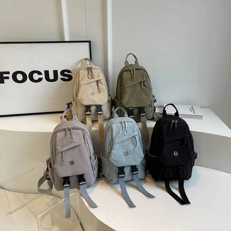 Mochilas de nylon de costas macias para mulheres, bolso interior com zíper, bolsas casuais macias, grande capacidade, monocromáticas, alta qualidade, 2024