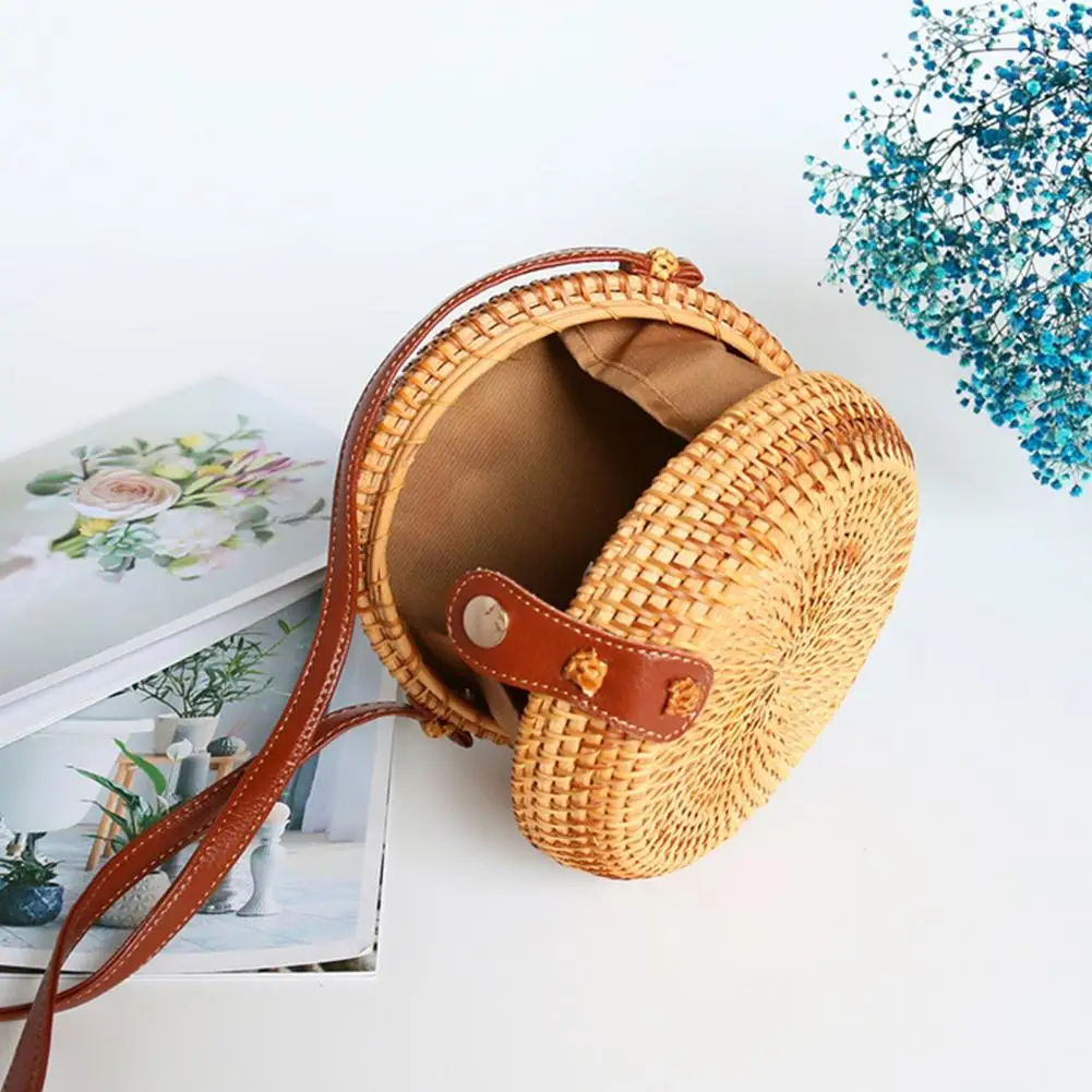 Large Capacity Handwoven Round Rattan Bag Natural Chic Travel Messenger for Women with Shoulder Strap Leather Straps