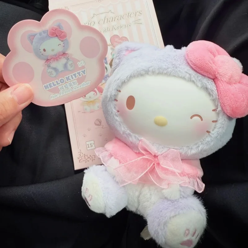 本物のサンリオ家族からかい子猫シリーズぬいぐるみペンダントブラインドボックスハローキティクールロロミメロディーかわいい飾りガールギフト