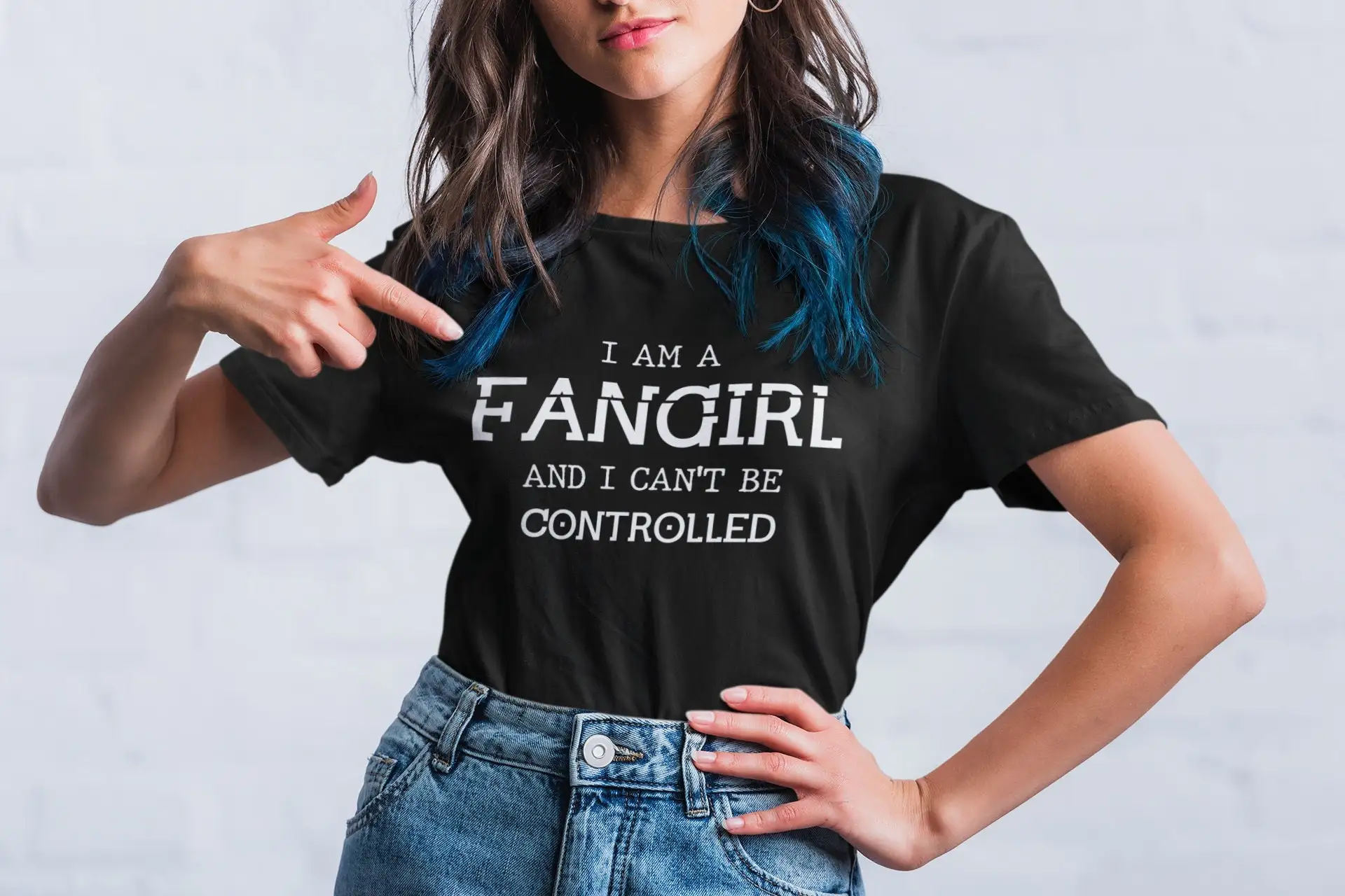 I Am A Fangirl T Shirt Gift For Book Lovers Bookish Gifts Bookworm Lover Bookaholic