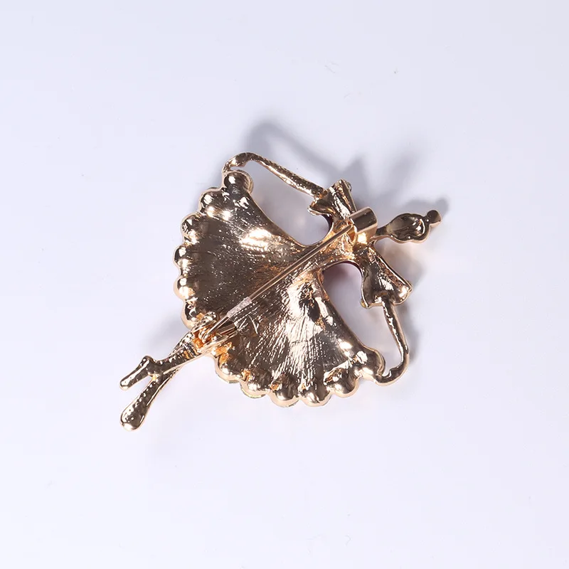 SKEDS Fashion Enamel Dancer Women Brooch Elegant Women Crystal Metal Accessories Creative Brooches Pins Clothing Suit Buckle Pin