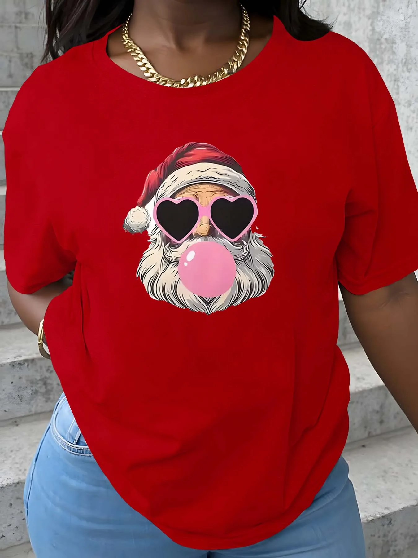 

Одежда Санта-Клауса больших размеров Cool Vibe для законодателей трендов, игривая праздничная мода для блеска с нетрадиционным очарованием