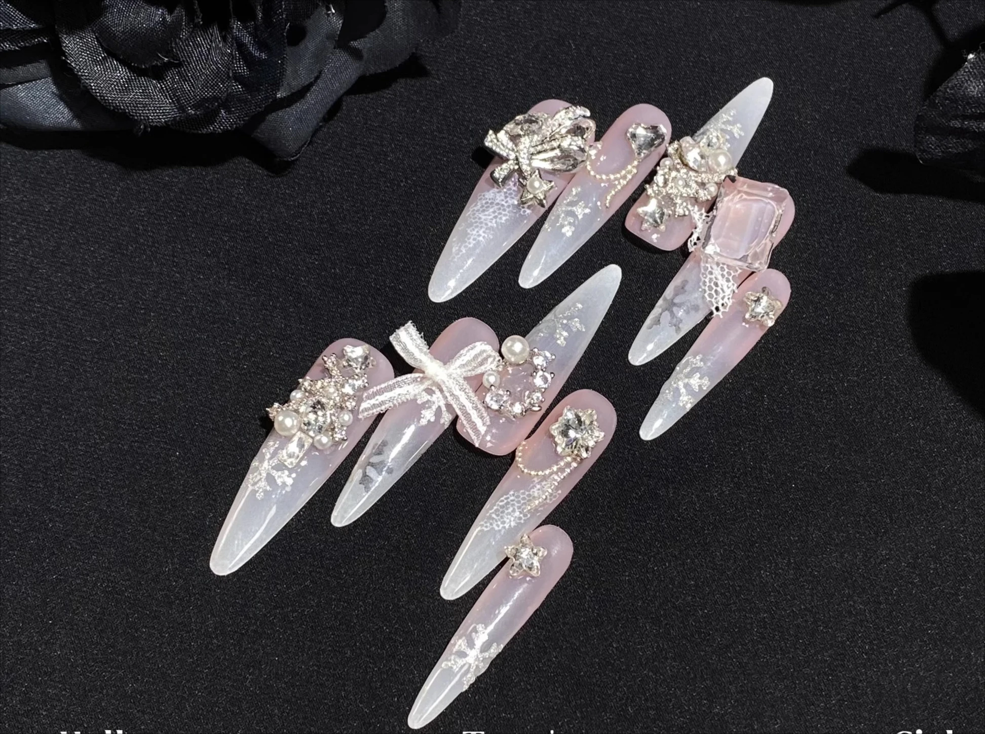

Handmade Armor Heavy Industry Nude Lace Autumn and Winter Snowflake New Year White Nail Piece Custom Products