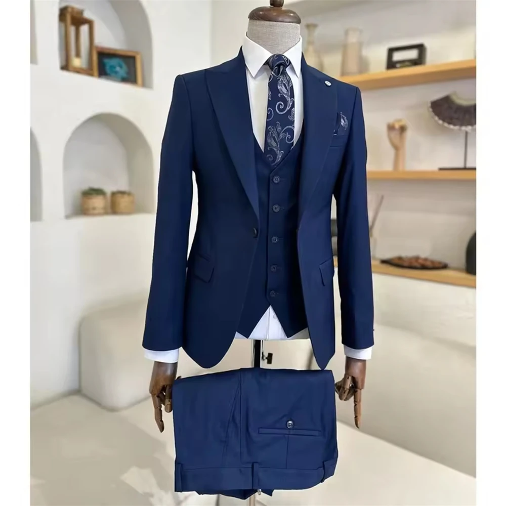 

Мужские костюмы класса люкс 2026: Элегантные повседневные костюмы с одной пуговицей, однотонные, с острыми лацканами, для мужчин. Комплекты одежды, костюмы, тонро.