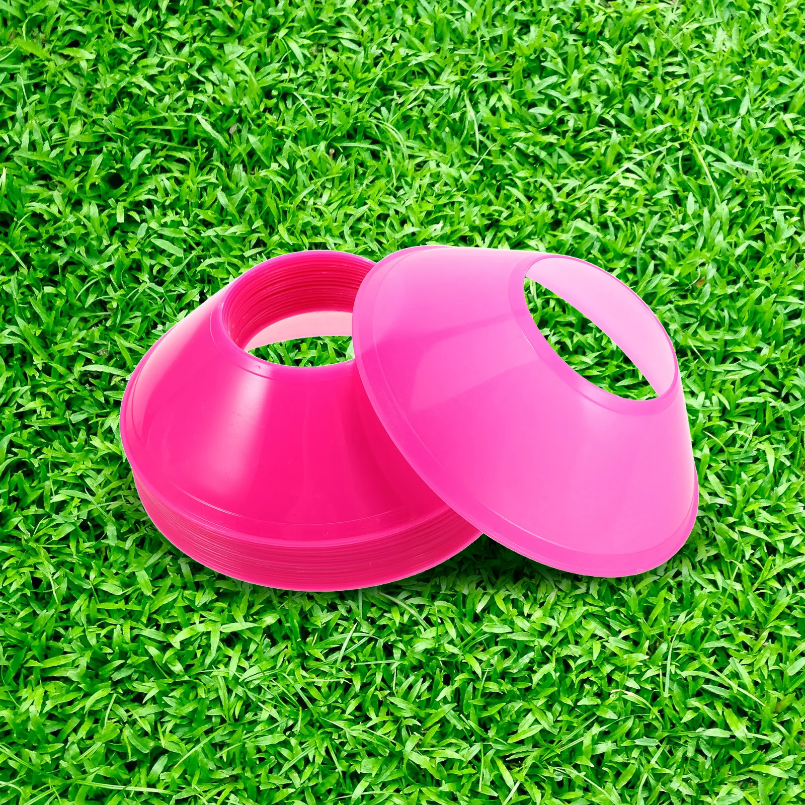 

20pcs Discs Sports Practice Cones Durable Agility Training Equipment Stackable Soccer Drills Markers Bright