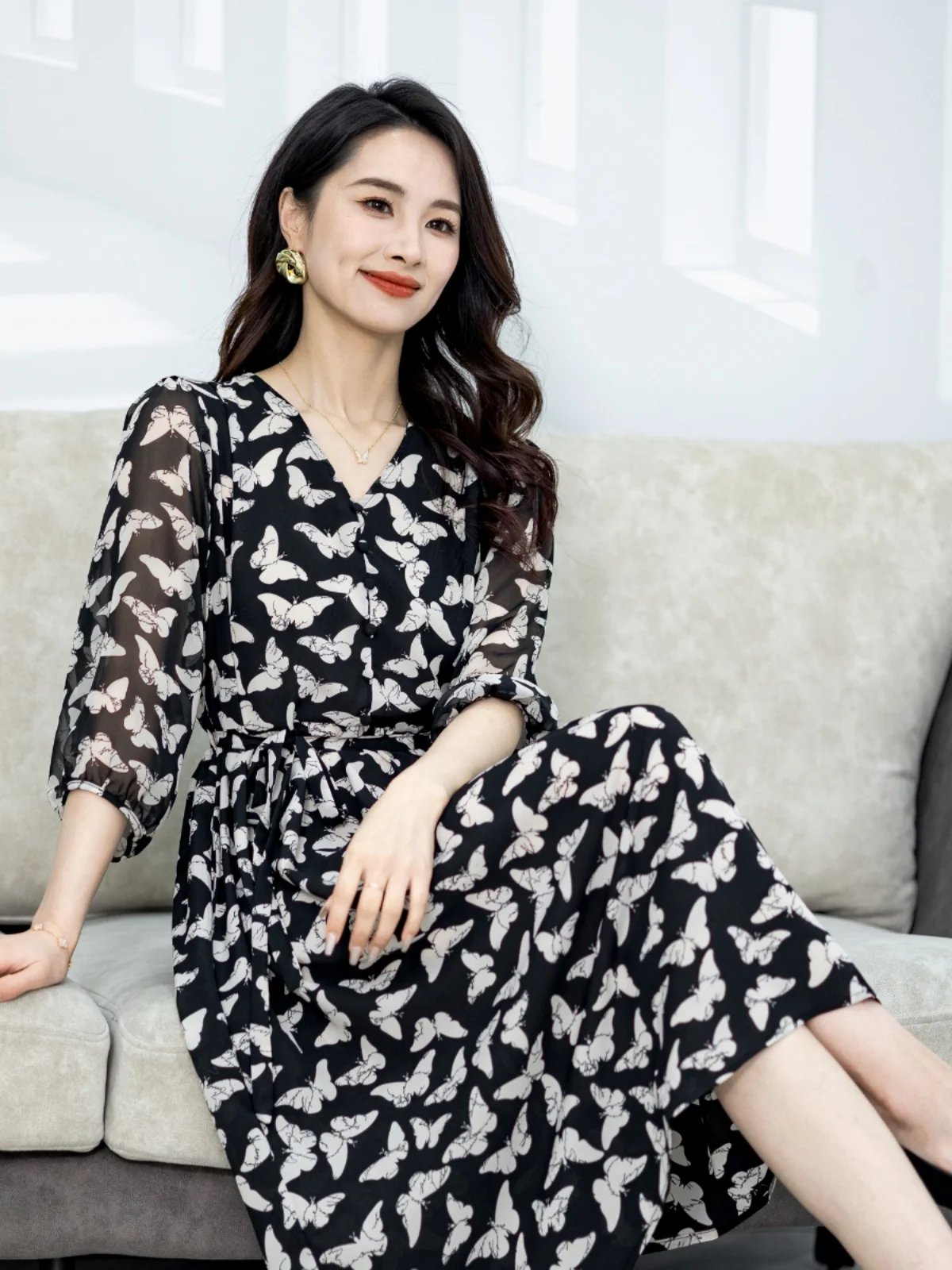 Abito Estivo in Seta con Stampa Floreale, Nuovo Modello Elegante e Snellente, Gonna da Spiaggia in Seta, Vestito a Linea A con Scollo a V, Abbigliamento Casual