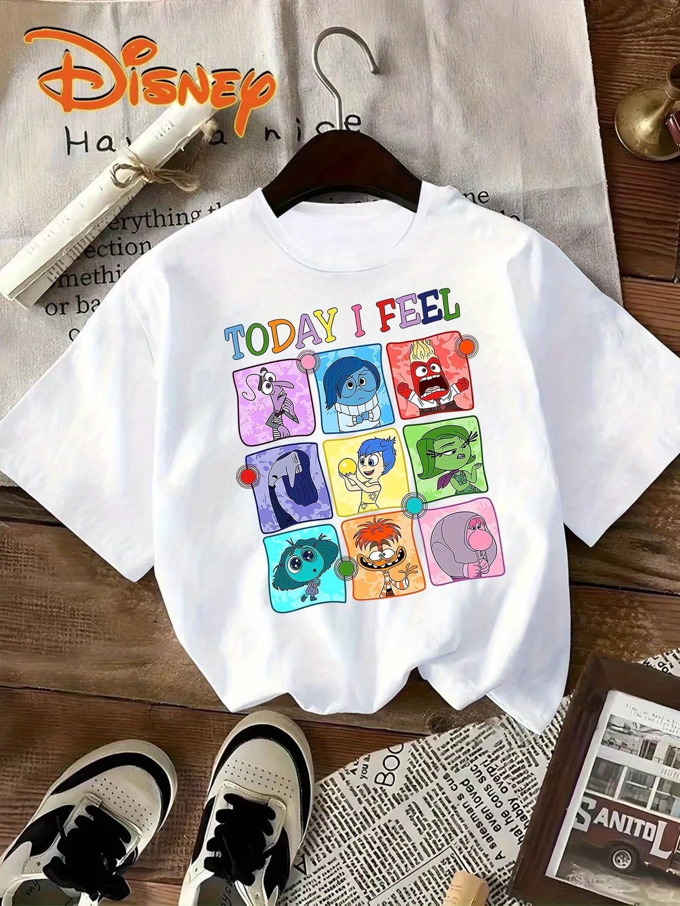

2025 Disney Pattern Printed Women's Casual Comfortable Unique Smiling Face Black Round Neck Short Sleeve T-shirt