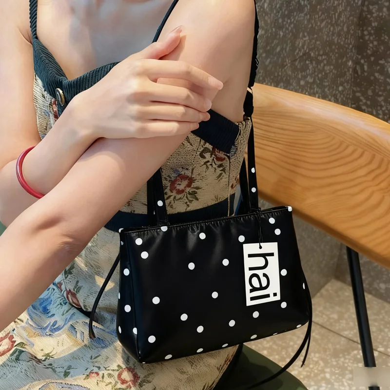 

Women's Satin Small Square Tote Bag Solid Color Double Strap Shoulder Versatile Underarm Fashion Handbag