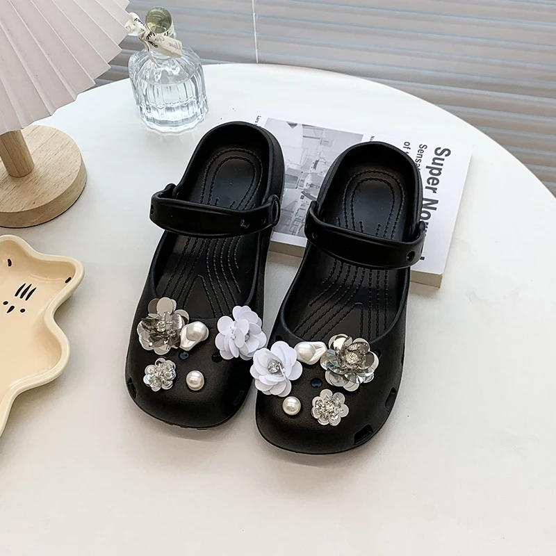 

A pair of children's ballet slip-on shoes, Mary Jane summer sandals, soft and comfortable sole, size MM-692-676