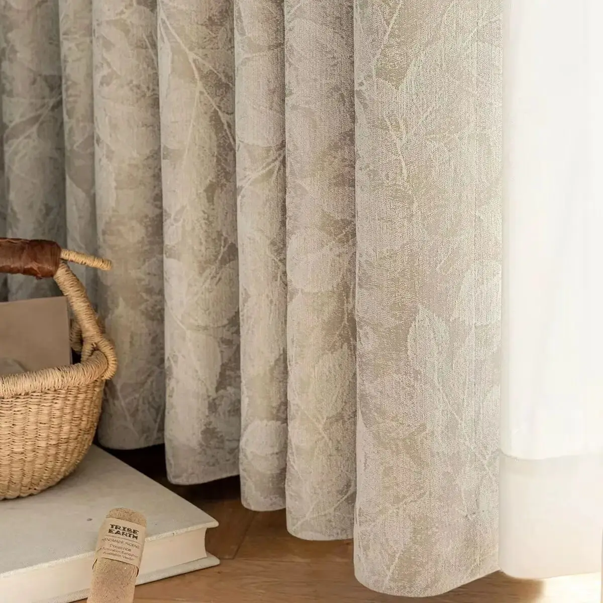 

1 шт., современная кремовая жаккардовая текстура листа, затемняющая занавеска для гостиной, оконная драпировка, термоизоляционные жалюзи для спальни