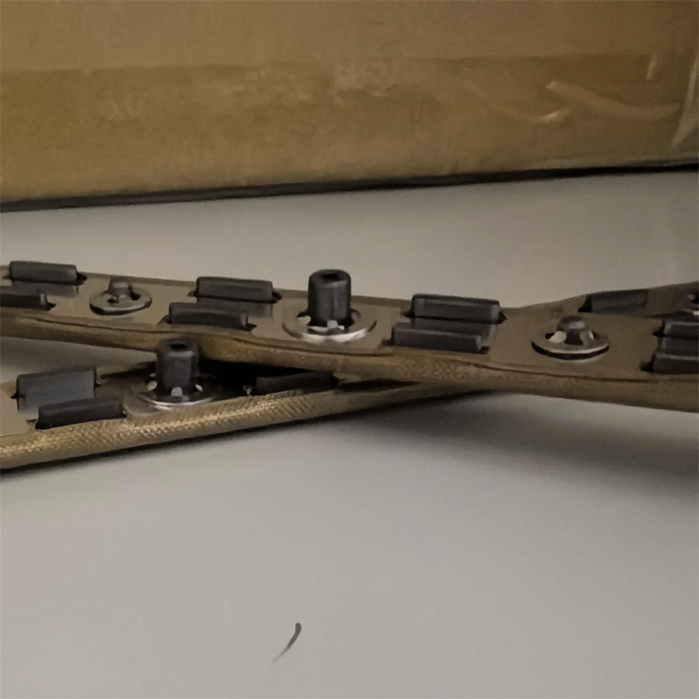 

302RV93050 FK-1150 Oil Application Pad Holder for Kyocera P2040 P2235 P2335 M2040 M2135 M2235 M2540 M2635 M2640 M2735 M2835