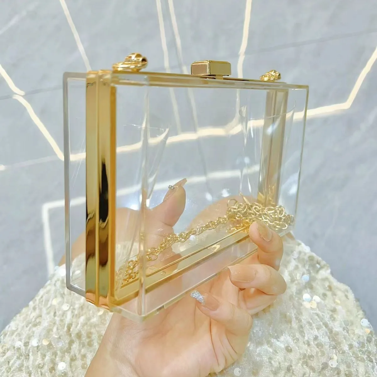 2025 New Clear Acrylic Small Flap Shaped Bags Women Trendy Chain Shoulder Crossbody Bags Women's Niche Design Novelty Purse